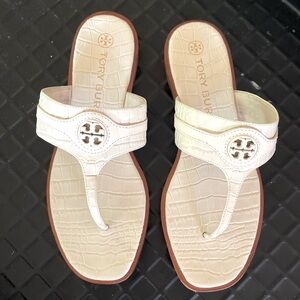 Tory Burch Women's Thong Welt Soft Croco Emboss Calf Leather Sandals